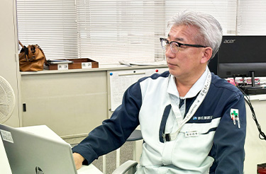 東京営業所営業課長