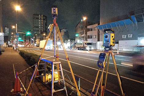 障害物に遮られないようにするため、反対側からデータを送信する